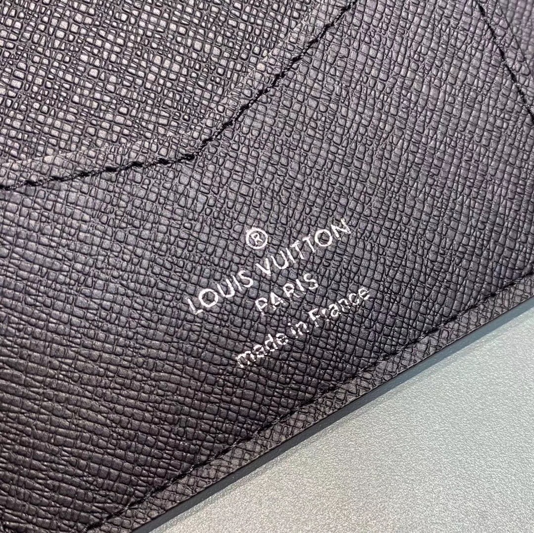 LV PASSPORT COVER N64411