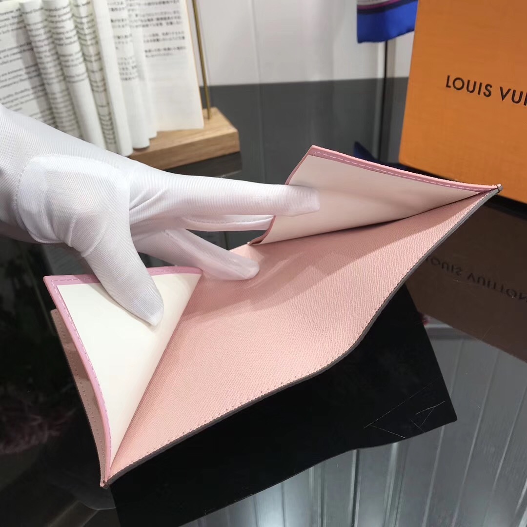 LV PASSPORT COVER N64411PQ