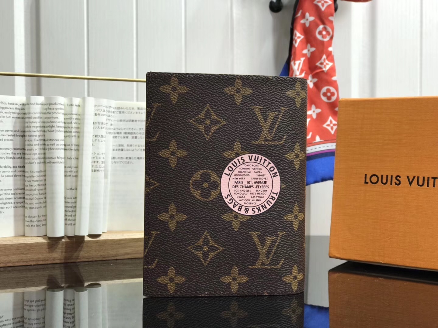 LV PASSPORT COVER N64411PQ