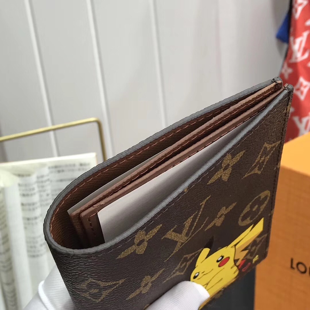 LV PASSPORT COVER N64411PQ