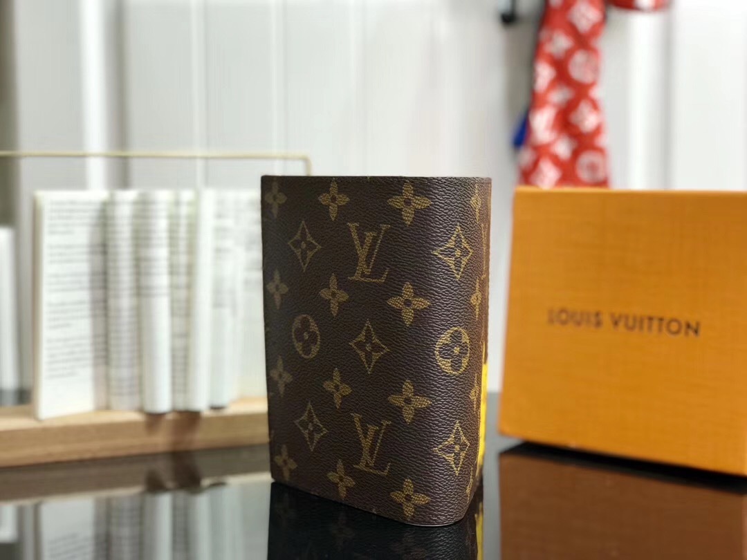LV PASSPORT COVER N64411PQ