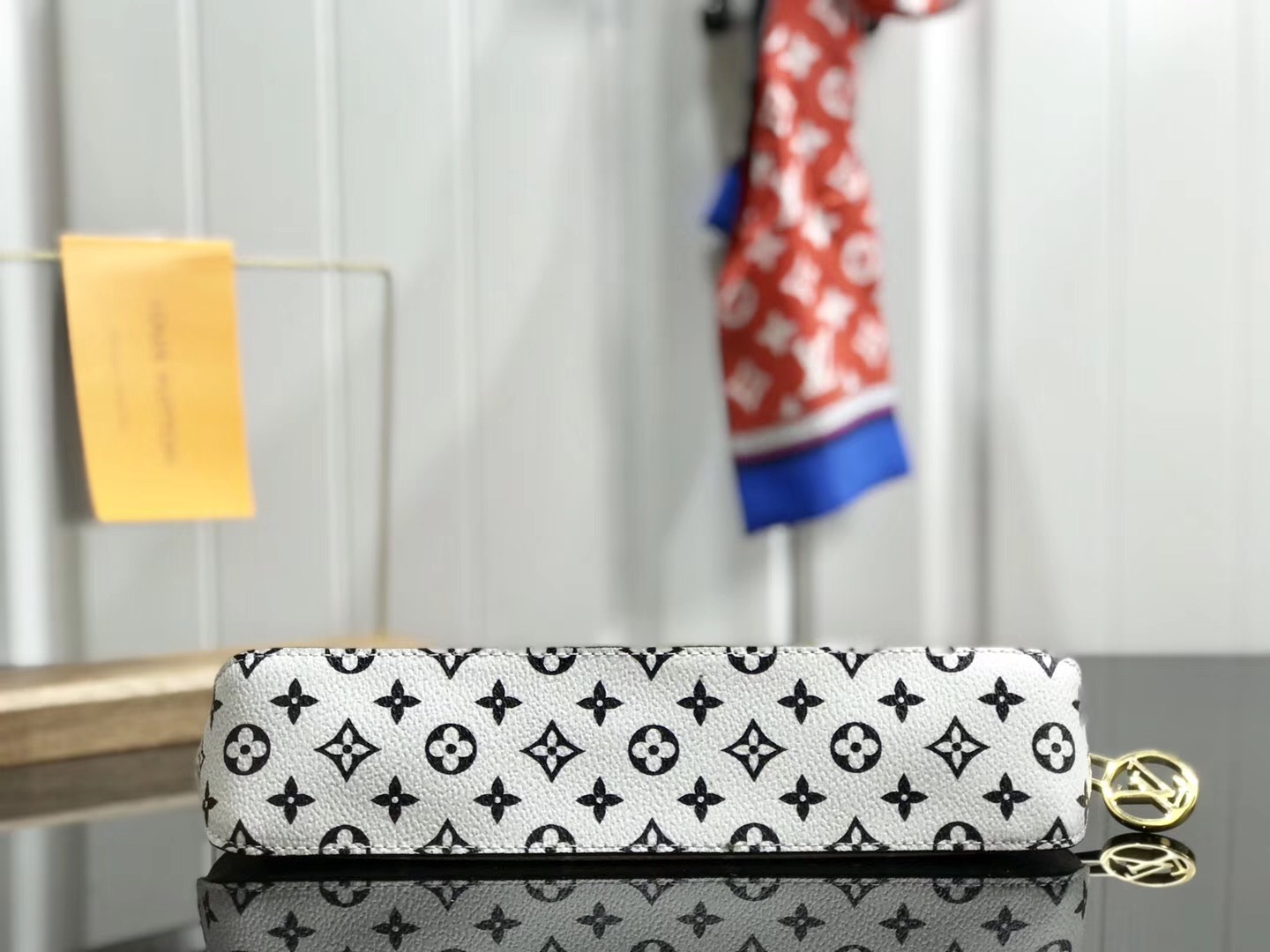 LV PENCIL POUCH ELISABETH GI0199