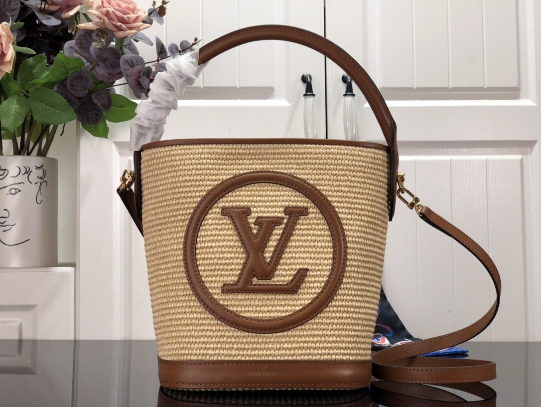 LV PETIT BUCKET M59962 