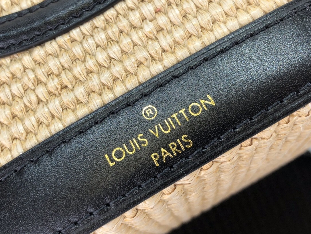 LV PETIT BUCKET M59962 