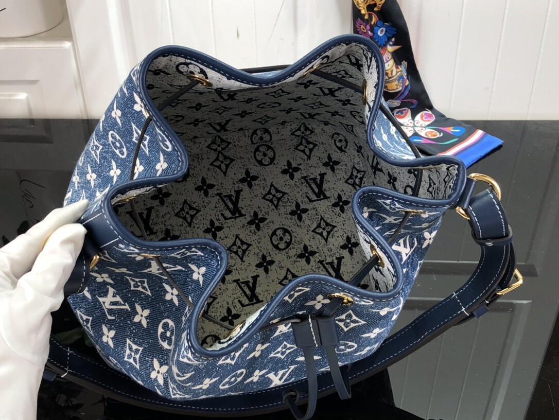 LV PETIT NOE BAG M59606