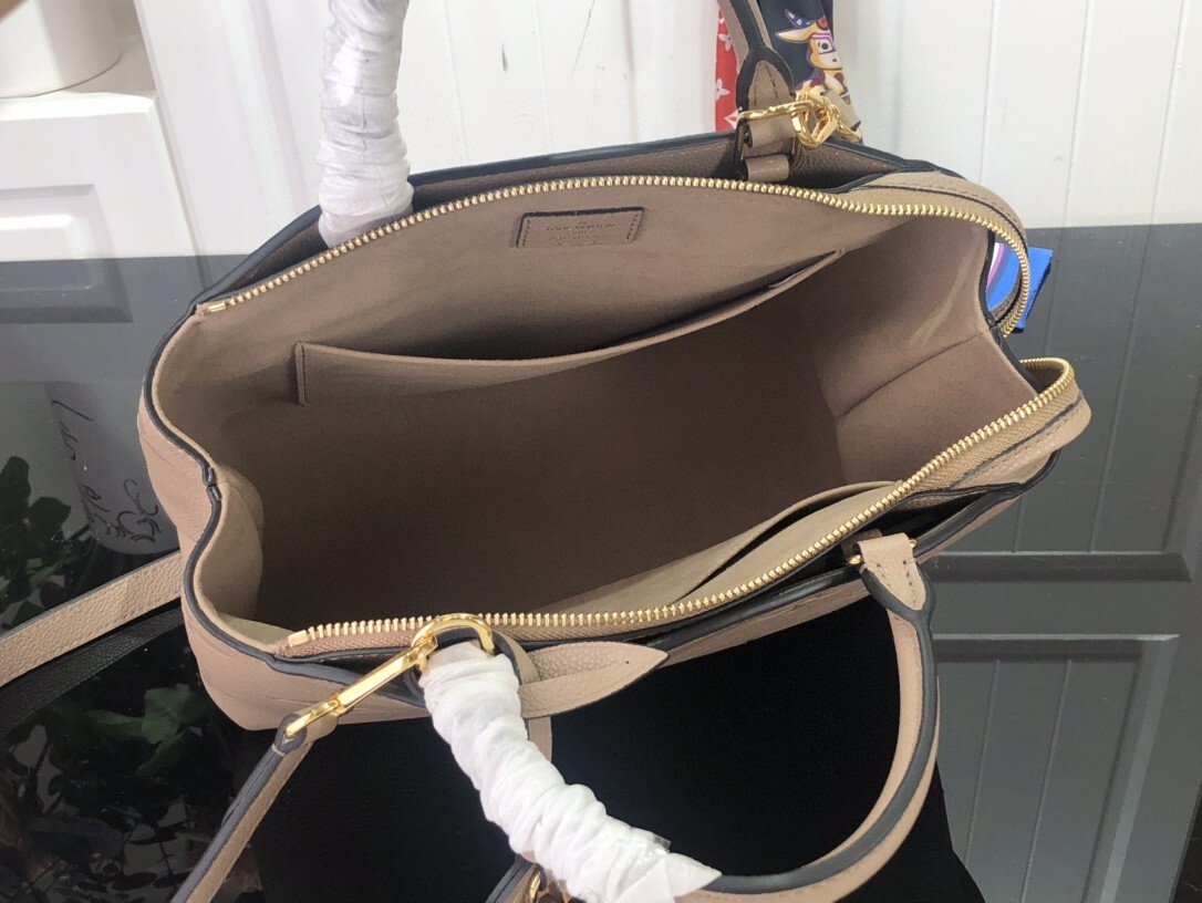 LV PETIT PALAIS M58916