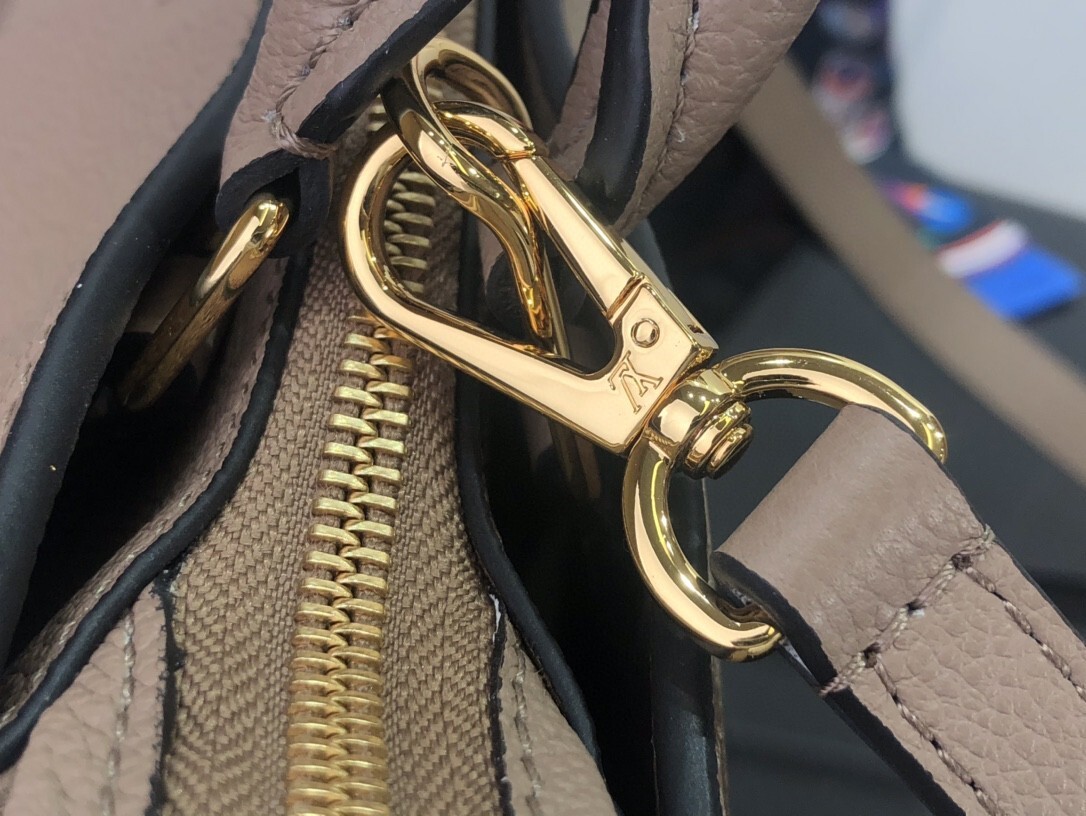 LV PETIT PALAIS M58916