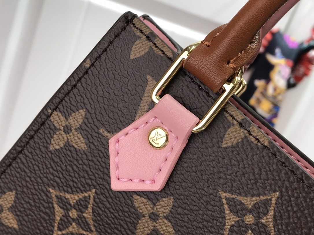 LV PETIT SAC PLAT M69442XR