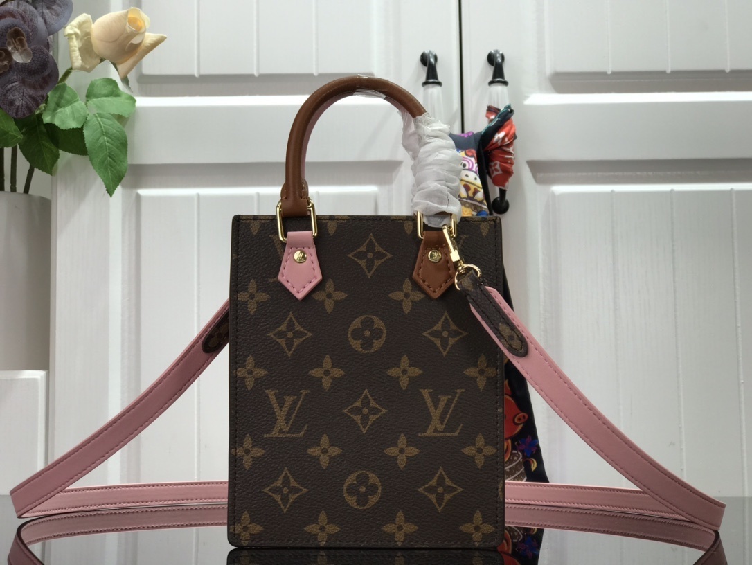LV PETIT SAC PLAT M69442XR