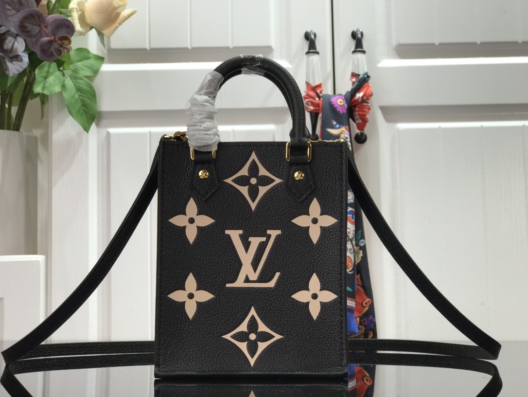 LV PETIT SAC PLAT M80449 