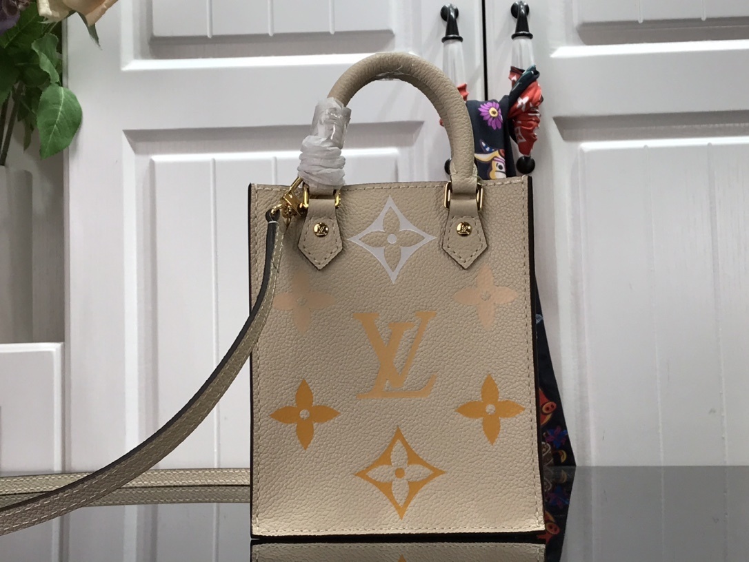 LV PETIT SAC PLAT M80449 
