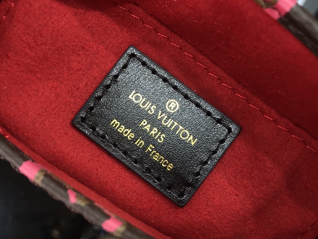 LV PETIT SAC PLAT M80839 