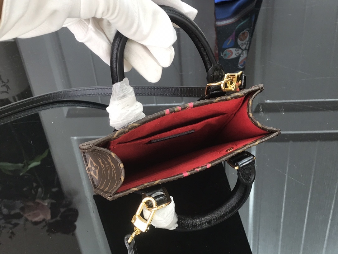 LV PETIT SAC PLAT M80839 