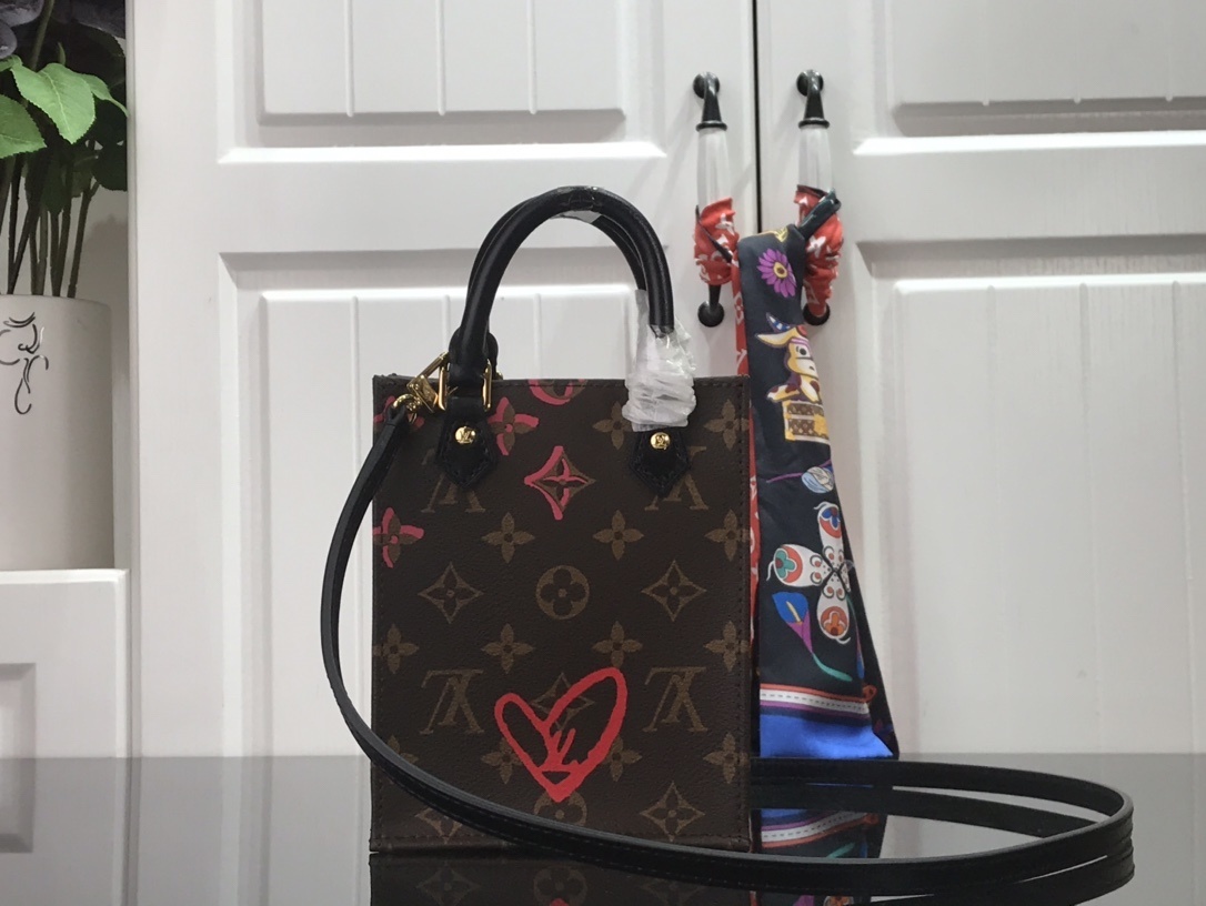LV PETIT SAC PLAT M80839 