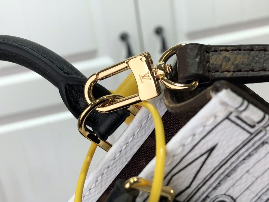 LV PETIT SAC PLAT M80991 