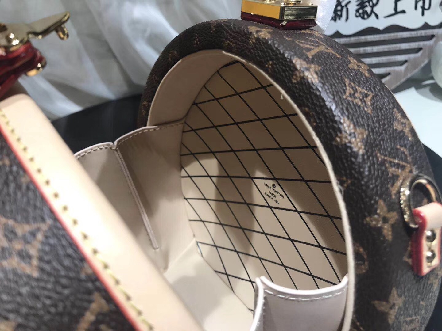 LV PETITE BOITE CHAPEAU BAG M43514