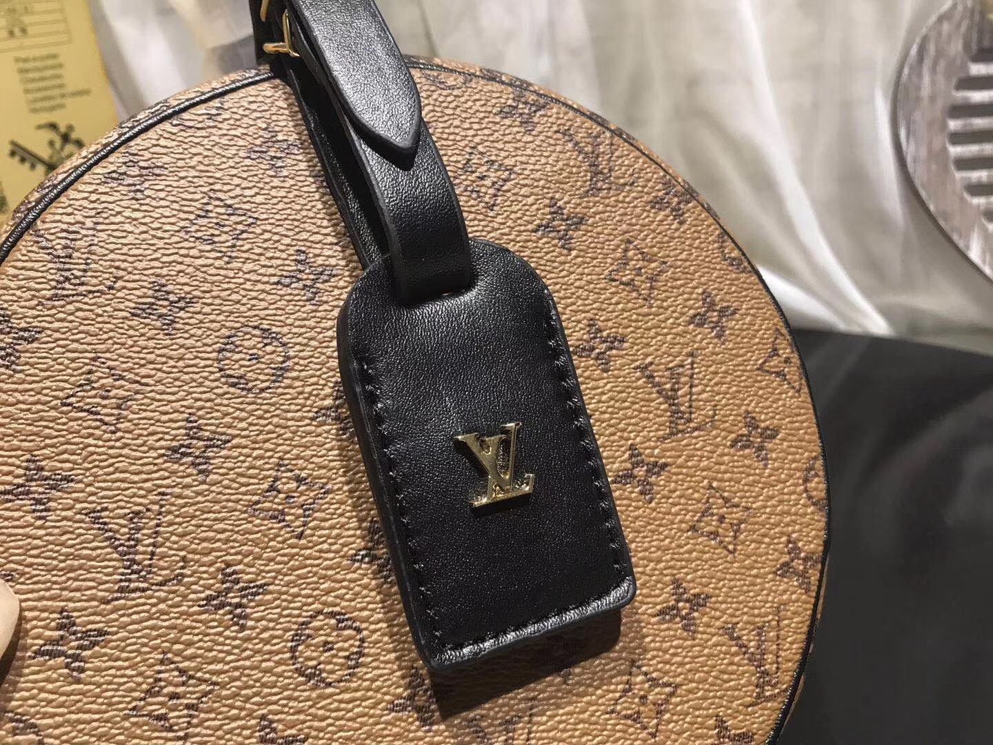 LV PETITE BOITE CHAPEAU BAG M43514