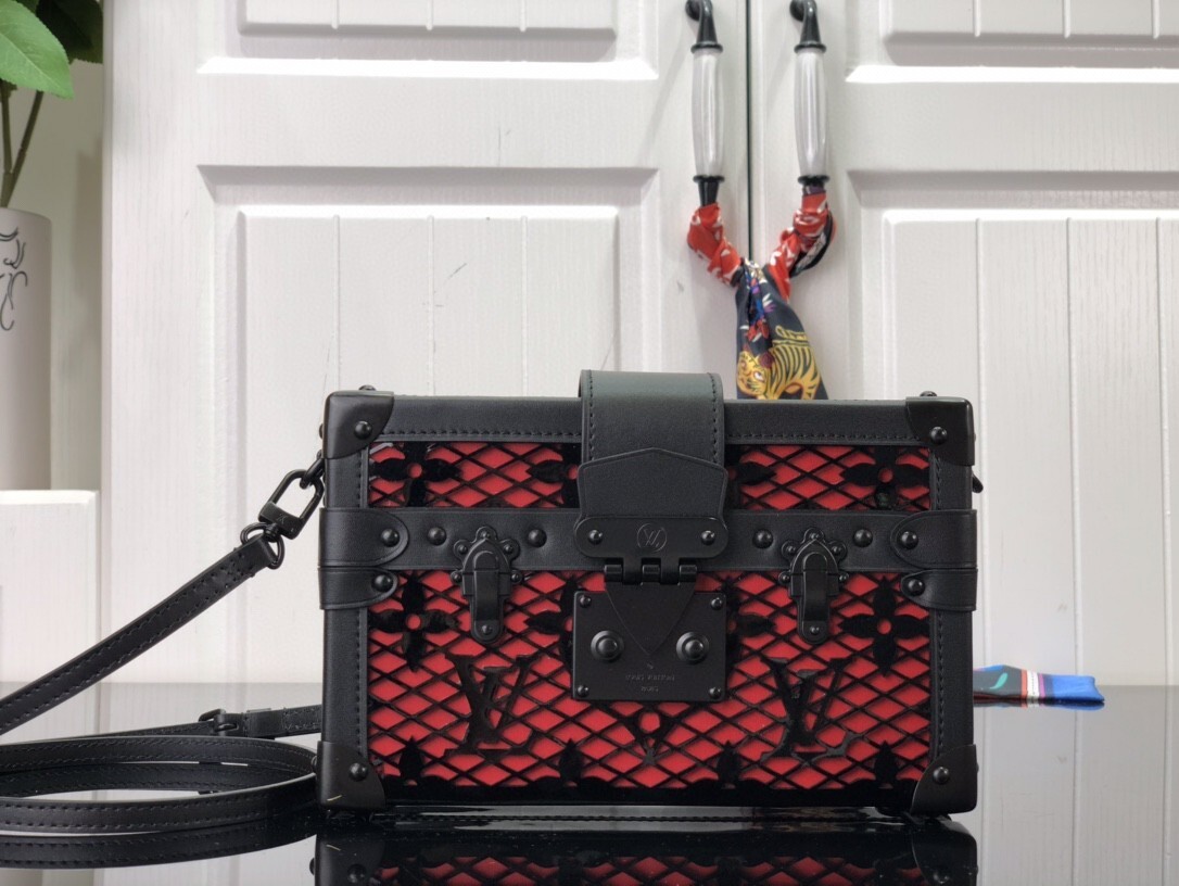 LV PETITE MALLE M20353 