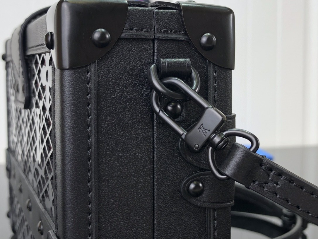 LV PETITE MALLE M20353 