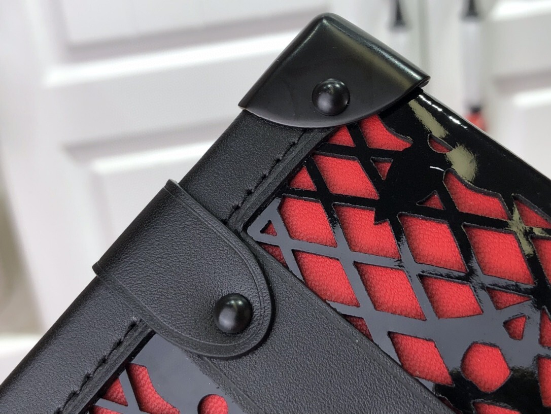 LV PETITE MALLE M20353 