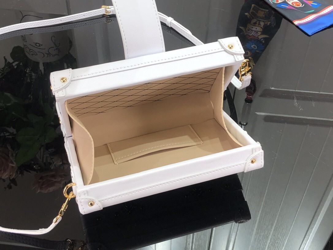 LV PETITE MALLE M20745 