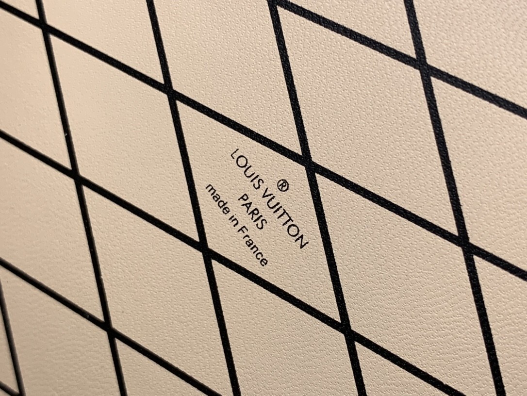 LV PETITE MALLE M20745 