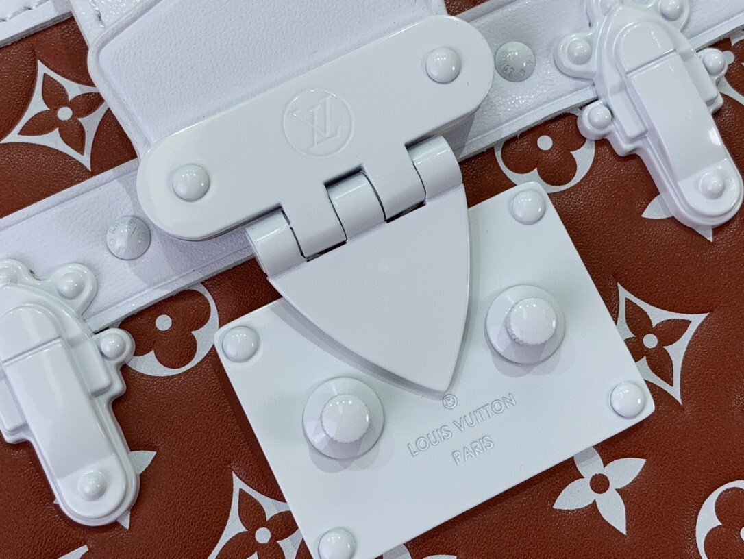 LV PETITE MALLE M20764 