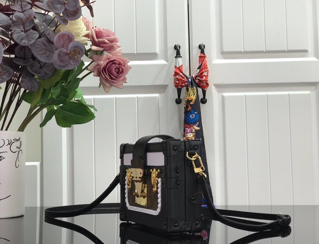 LV PETITE MALLE M55436 