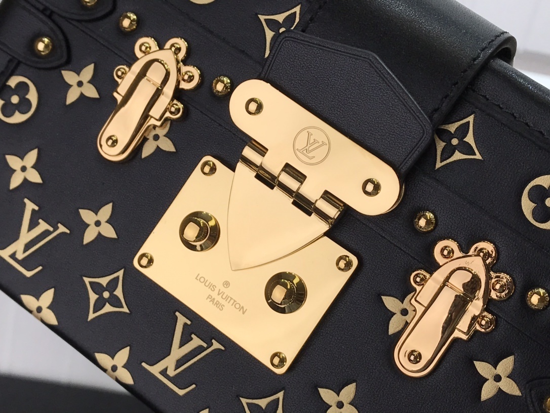 LV PETITE MALLE M57827 