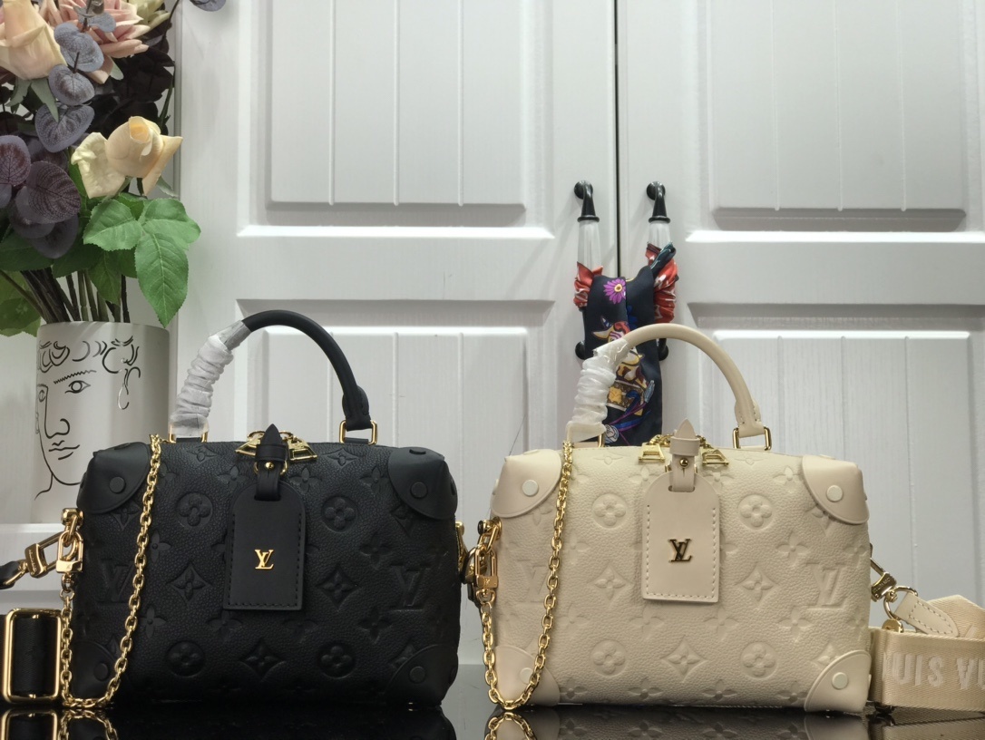 LV PETITE MALLE SOUPLE M45393 