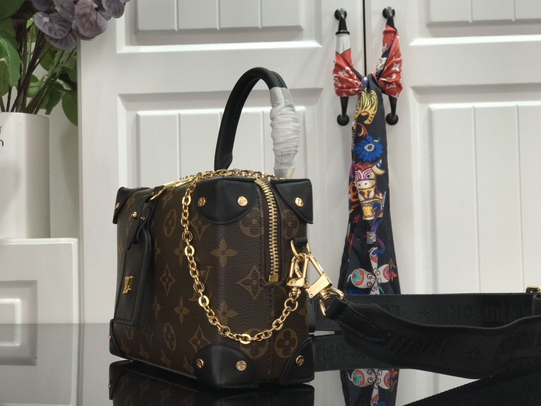 LV PETITE MALLE SOUPLE M45571 