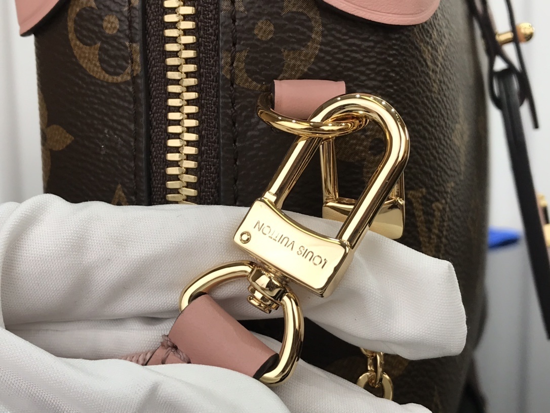LV PETITE MALLE SOUPLE M45571 
