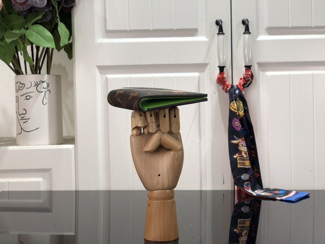 LV PF.MULTIPLE M81257