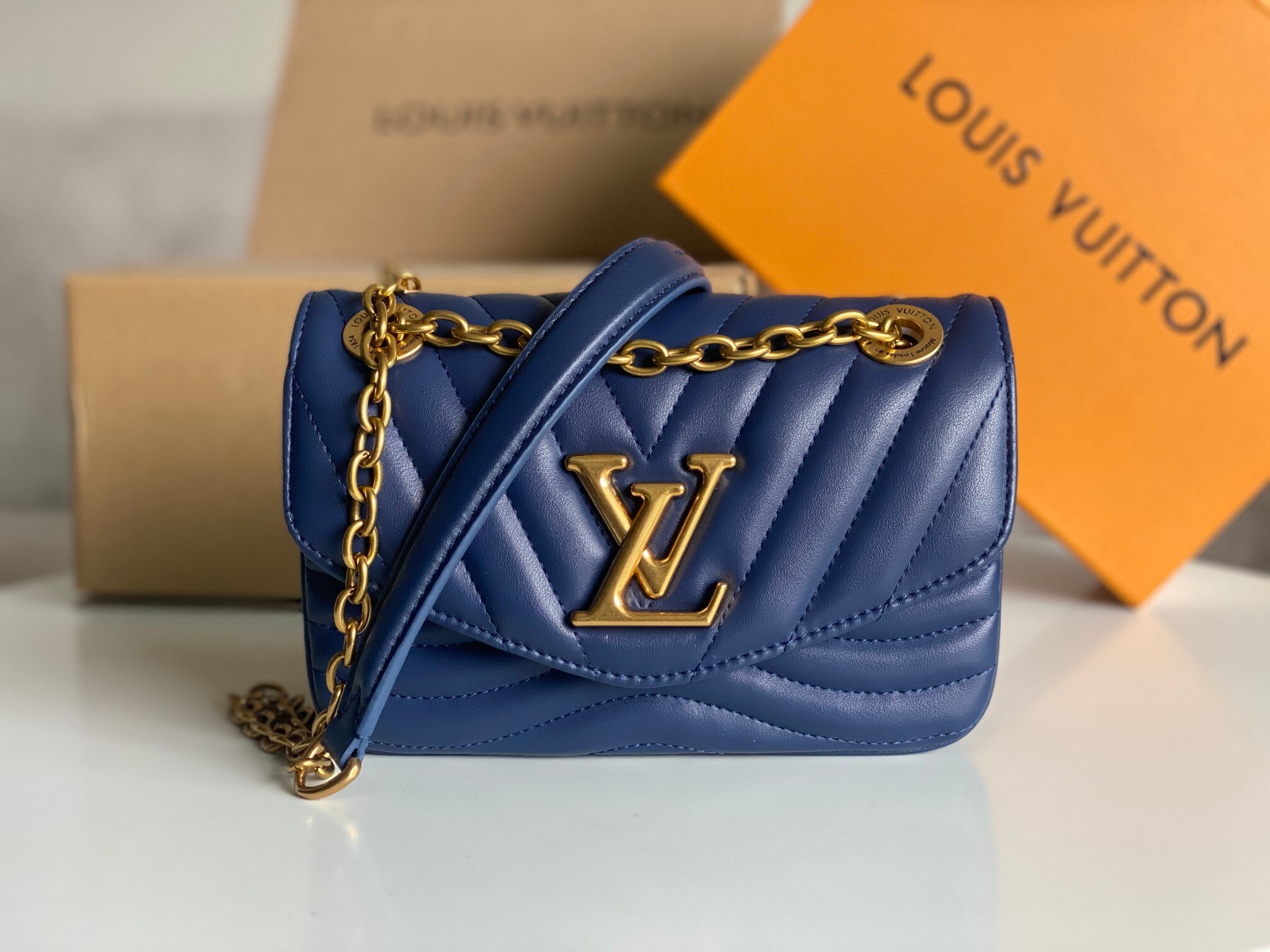LV Pochette Accessoires 4106U 