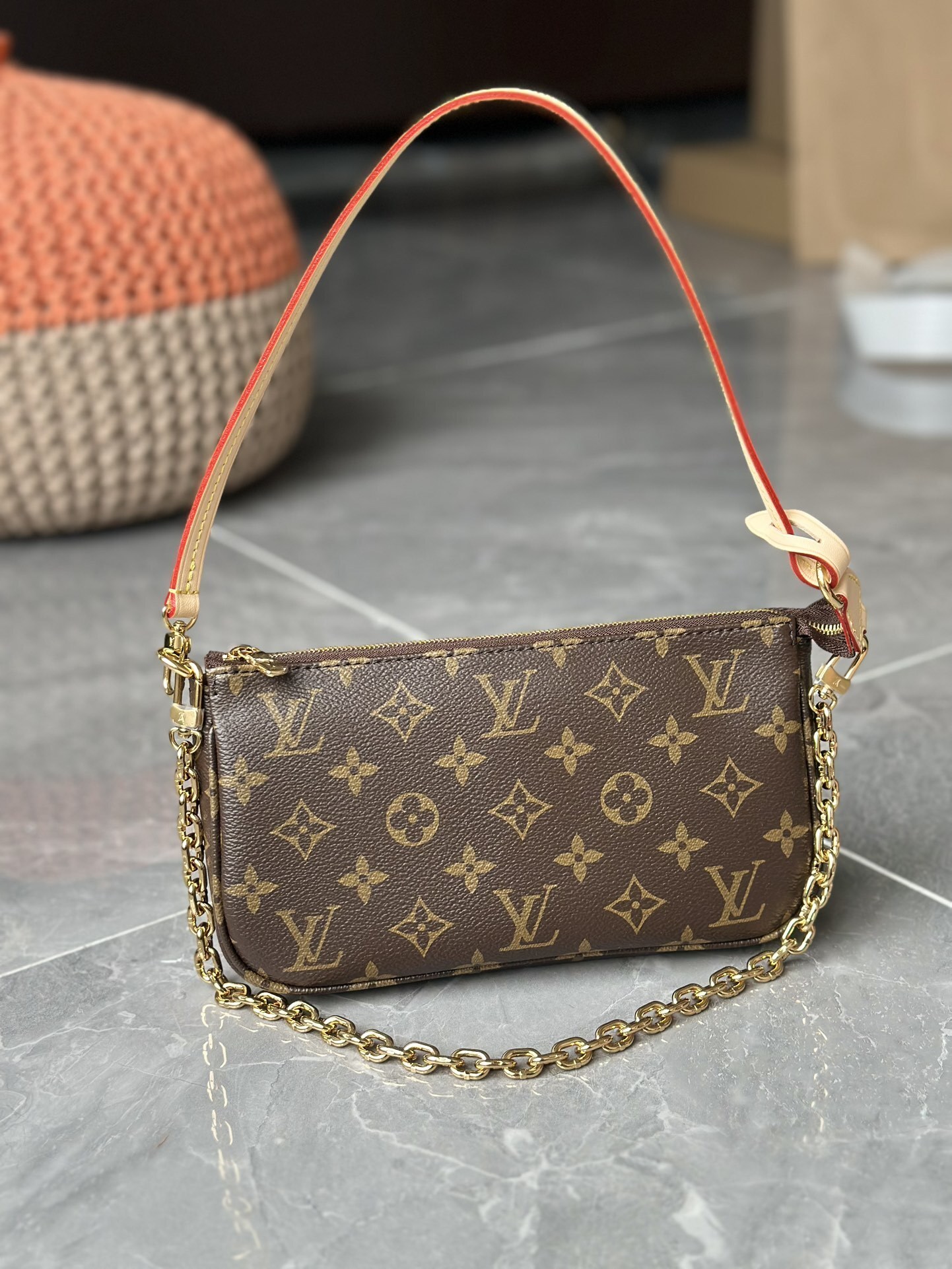 LV Pochette Accessoires 4106U 