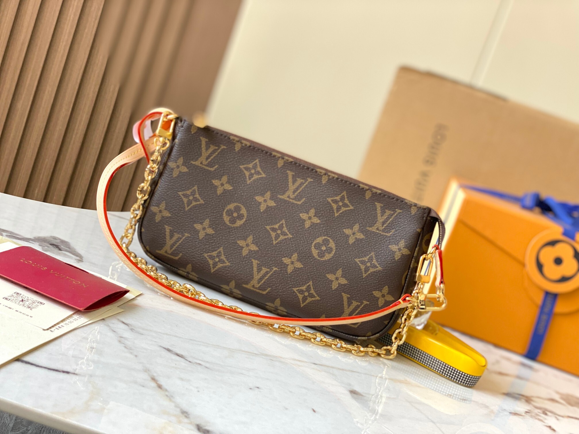 LV Pochette Accessoires 4106U 