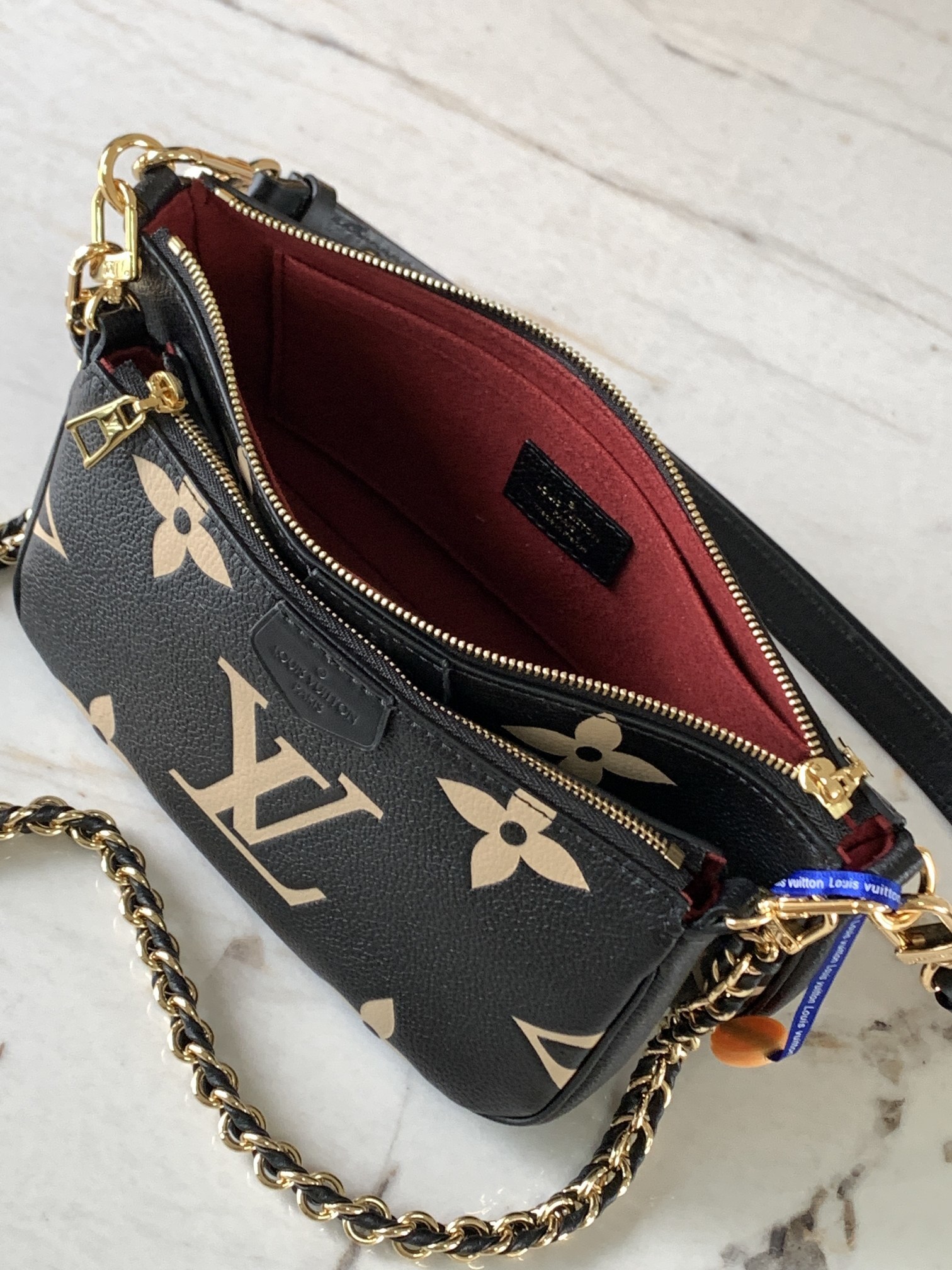 LV Pochette Accessoires 4106U 