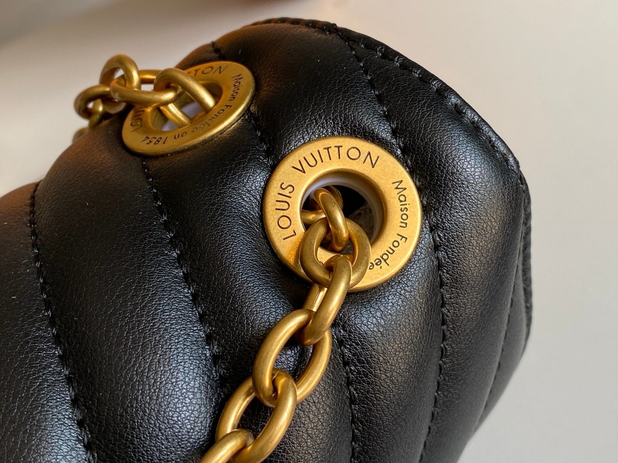 LV Pochette Accessoires 4106U 