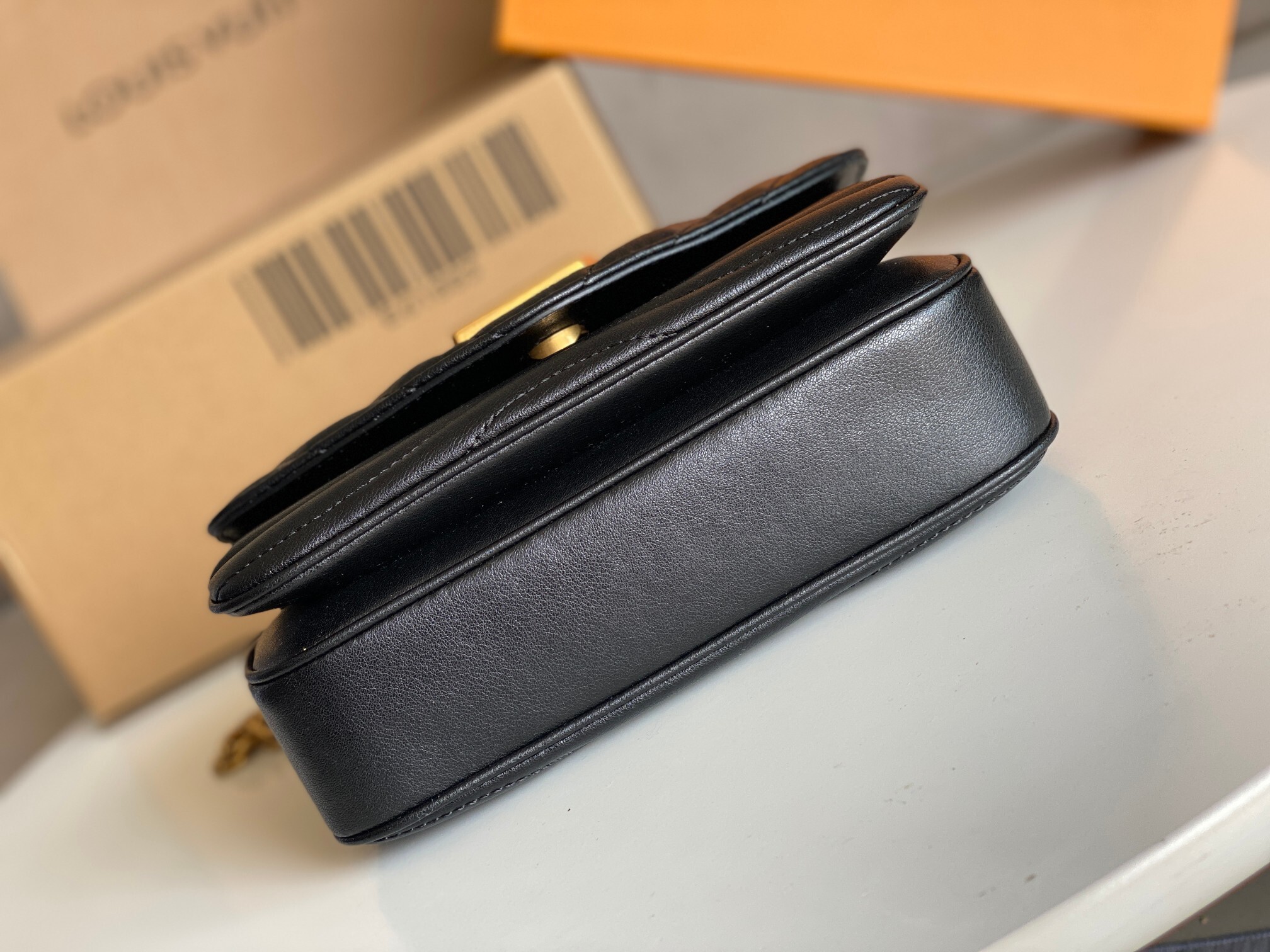 LV Pochette Accessoires 4106U 