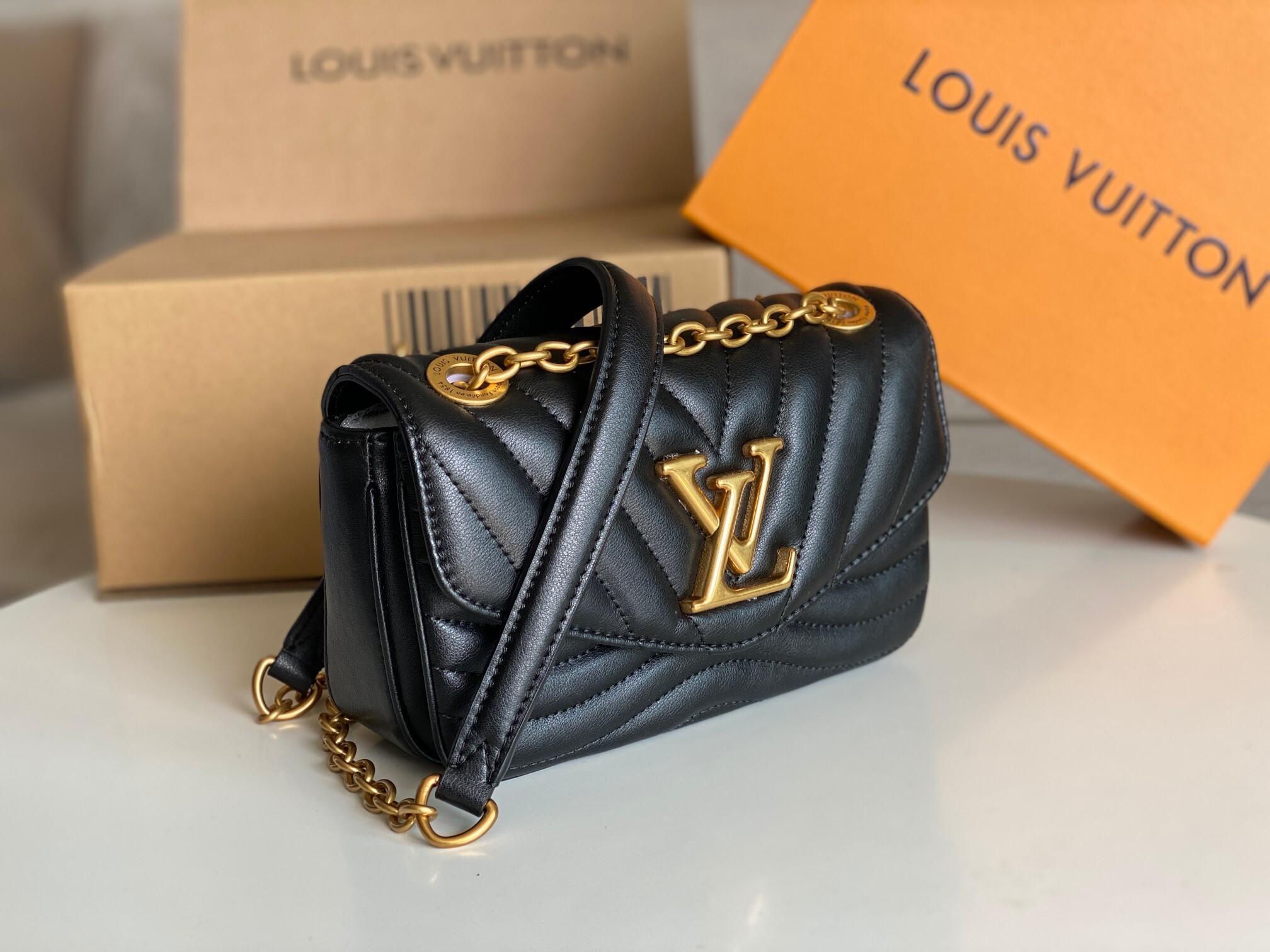LV Pochette Accessoires 4106U 