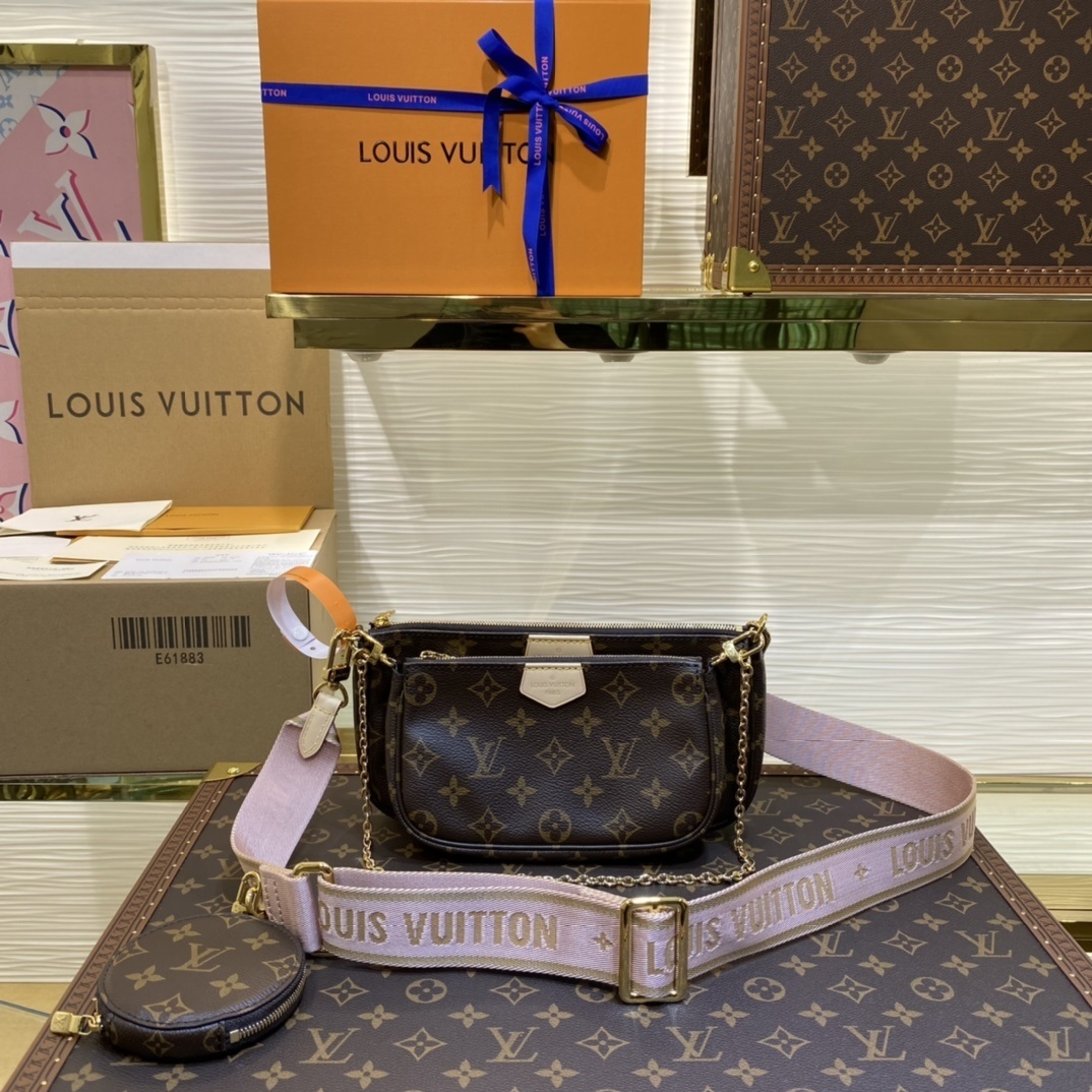 LV Pochette Accessoires 4106U 