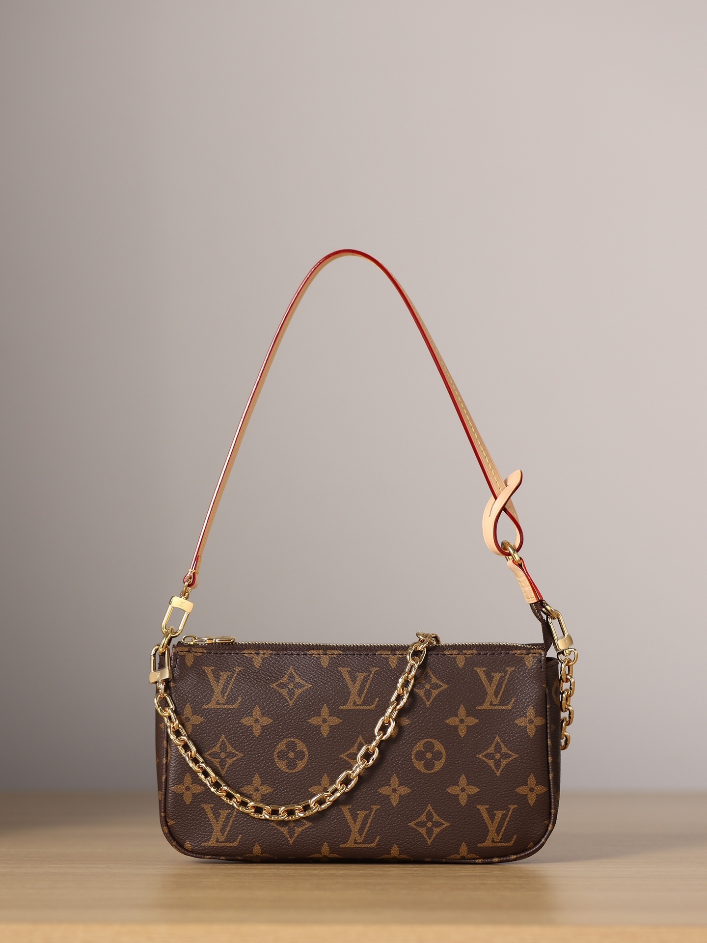 LV Pochette Accessoires 4106U 