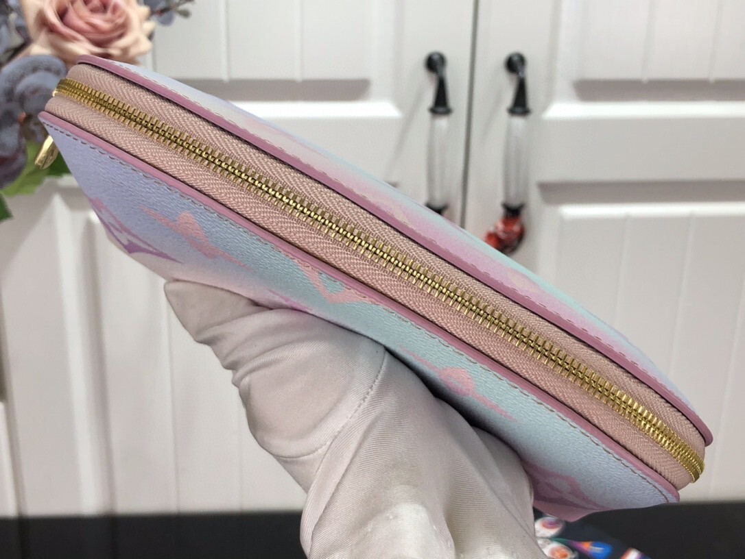 LV POCHETTE COSMETIQUE M59944 