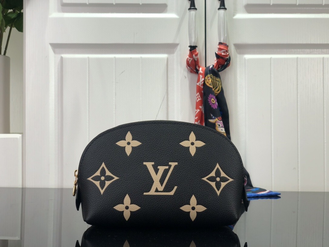 LV POCHETTE COSMETIQUE PM M59086 
