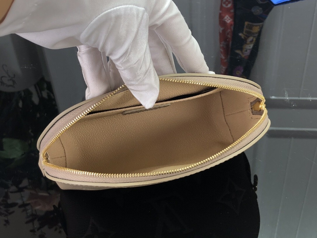 LV POCHETTE COSMETIQUE PM M59086 
