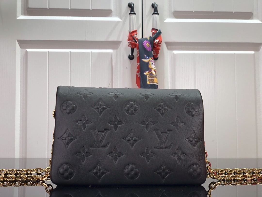 LV POCHETTE COUSSIN M80742 