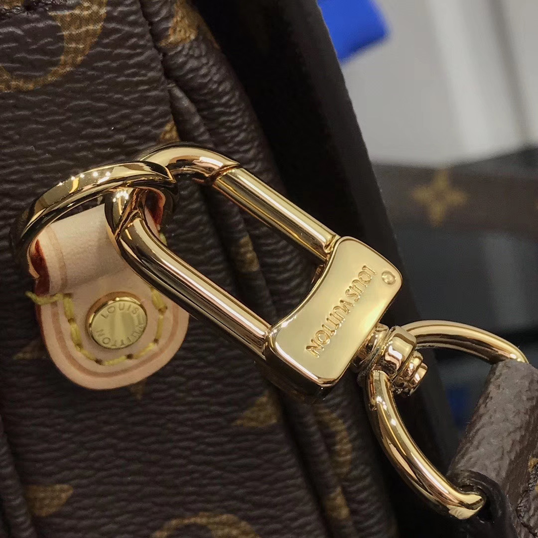 LV POCHETTE METIS M40780YD