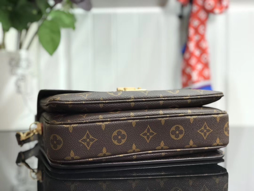 LV POCHETTE METIS M40780YD