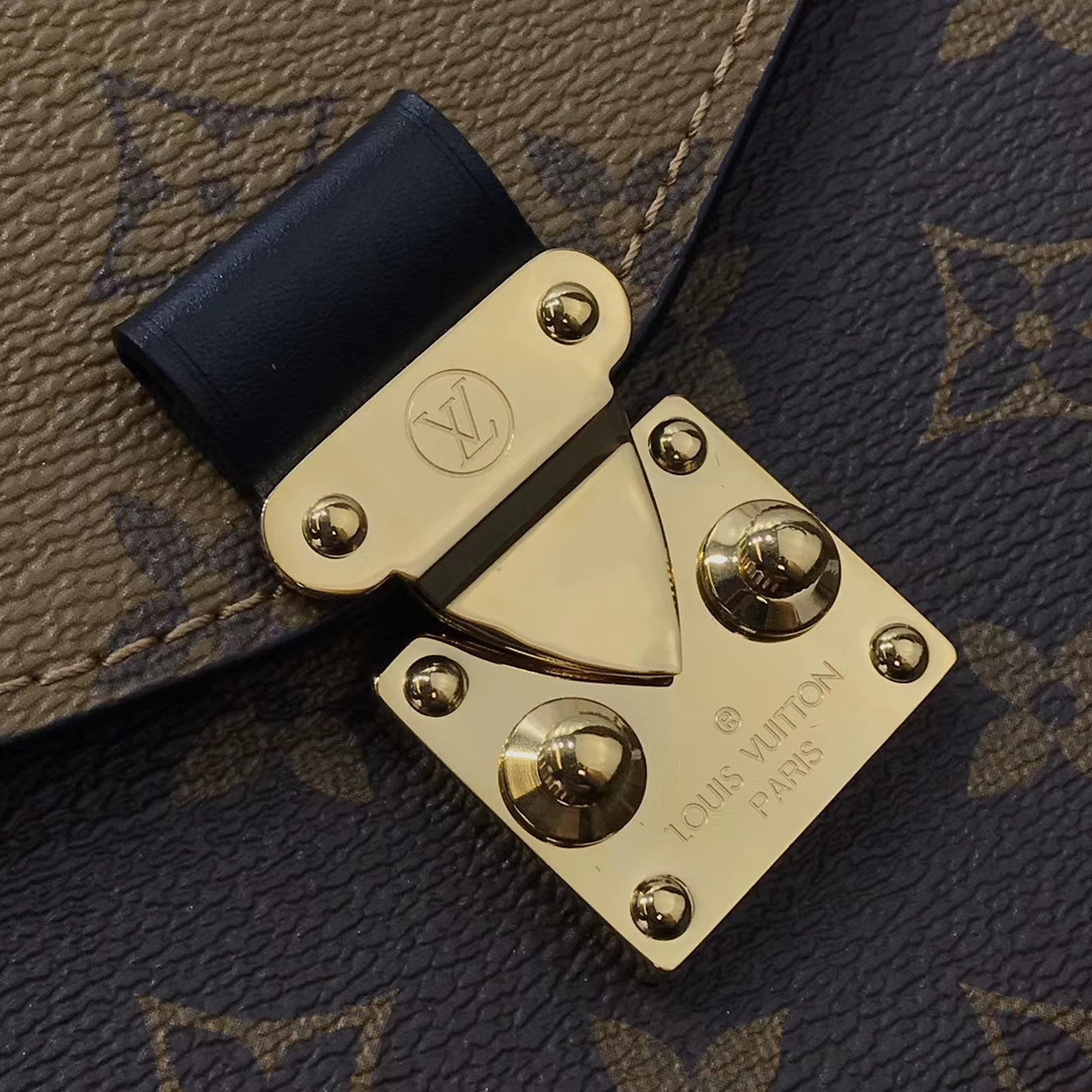 LV POCHETTE METIS M41465