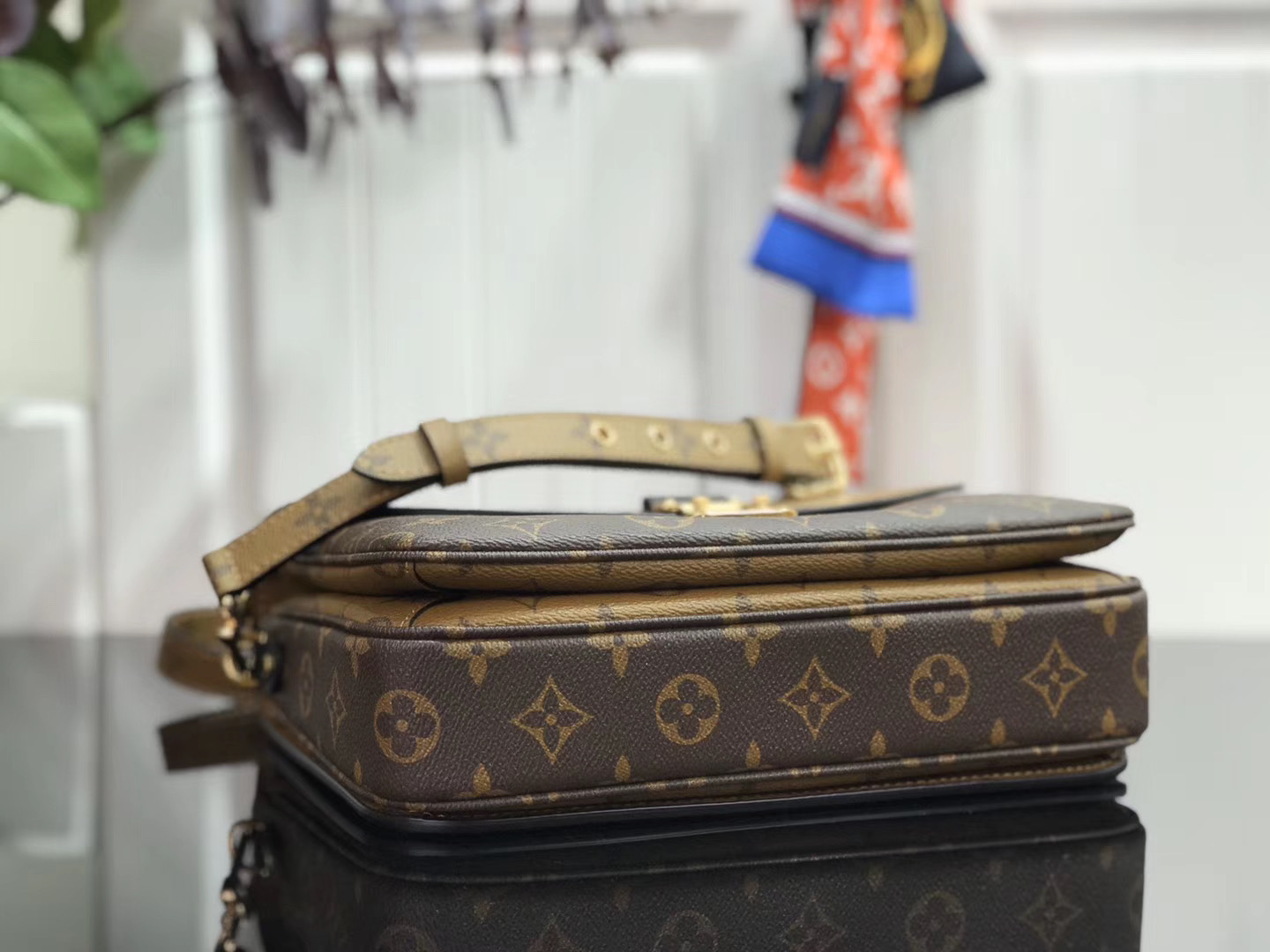 LV POCHETTE METIS M41465